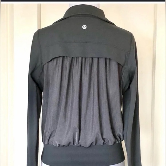 Lululemon Athletica Women’s Charcoal Gray Bomber Jacket Size 8/10 Luon Fabric - Picture 6 of 16